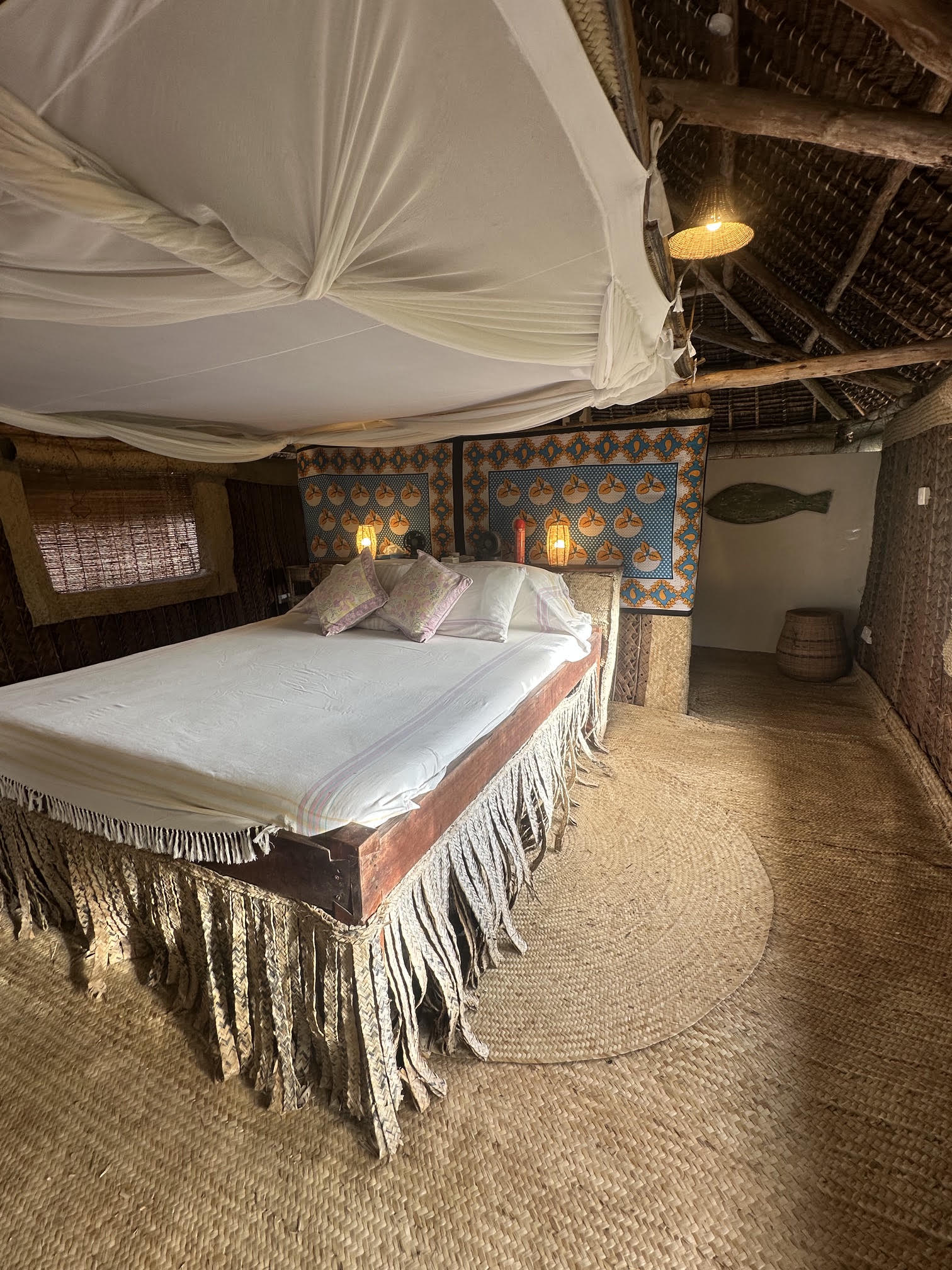 Family Banda Double Bed (Sunbird)